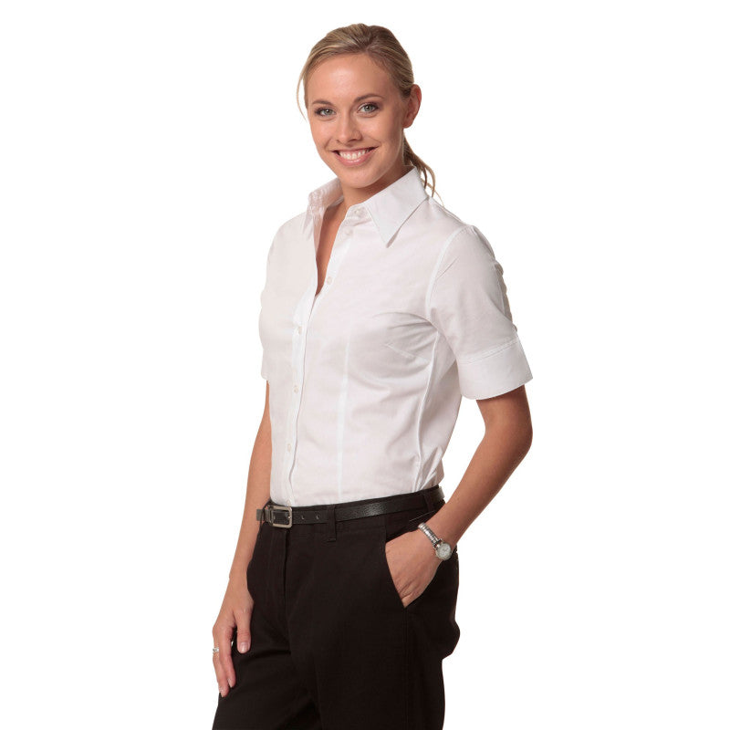 Benchmark Womens Fine Twill Short Sleeve Shirt - M8030S **Clearance**